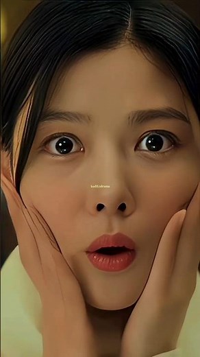 He Saved His Cake But She’s the One Blushing😅🤣 My Demon🎞️ #kdrama #mydemon #kimyoojung #songkang