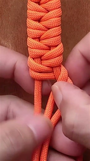 Easy Paracord Bracelet #paracord #knot #bracelet #easy