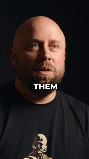 Marine Fallujah veteran, Jake Edwards recounts staff trying to deny them chow on Thanksgiving. 🪖🦃 #marines #fallujah #chow #savages #thanksgiving | Urban Valor