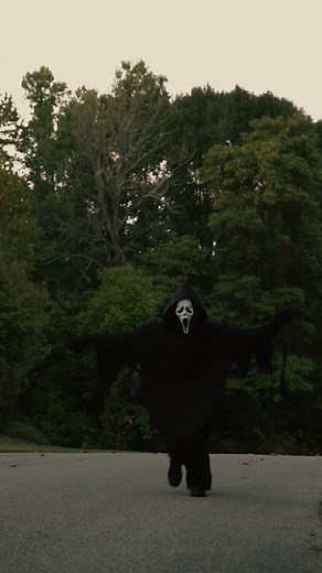 Groovy Ghosty👻 #ghostface #scream #scream5 #screammovie #screammovies #woodsboro #ghostfacecosplay #spookyseason #halloween