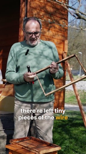 WARNING: Beehive Wire Can Cut Your Fingers! 🐝 Don’t Make This Mistake #beekeeping #azhive #bees