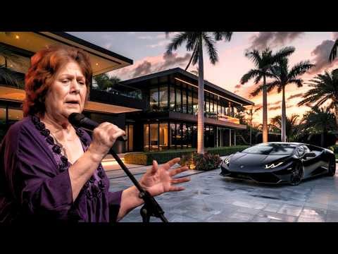 Dolores Keane Cause Of Death | Irish Folk Singer,Songs,Career,Age,Net Worth,Family,Bio & lifestyle!