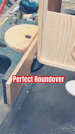 Router Roundover Edge in Seconds | Woodworking Tips