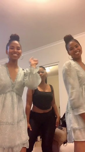 practiced the dance in this video and never ended up remembering it💀🤣✋🏽