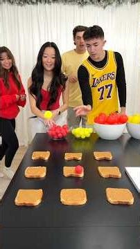 Tic Tac Toe Relay Race Battle! Girls vs Boys