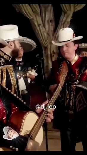 #cabronyvago@LosDosCarnales | Los Dos Carnales