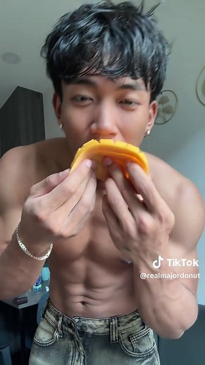 Cómo cortar y comer un mango perfectamente