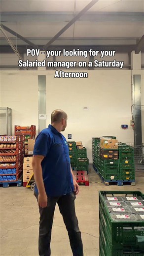 Got to have a laugh on a weekend shift haven’t ya, we’re in it together 💪 @Bob Peel #workbestie #weekendworking #retail #aldi #manager