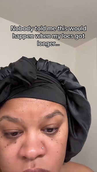 Transforming a Bonnet into a Beret for Locs