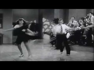 Fred Astaire & Paulette Goddard - "I Ain't Hep To That Step But I'll Dig It" (1940)