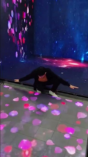 Indoor & Outdoor Interactive LED Floor DisplayDynamic, durable, and highly interactive