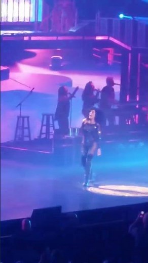 Cher "If I Could Turn Back Time" at Brookshires Grocery Area Bossier City 8 #shorts #cher #concert