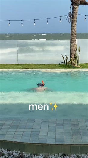 Elegant Neckline Jewelry Trends in Vietnam