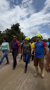 Por instrucciones del Pdte. @nicolasmaduro estamos desplegados en las comunidades afectadas de Ocumare de la Costa de Oro, junto a su alcalde @wilmerleal18 y los entes adscritos del @gobiernoaragua. Las precipitaciones dejaron secuelas que con esfuerzo colectivo se irán subsanando para garantizar el bienestar y la seguridad de todos los vecinos y vecinos del municipio. ¡Ya les muestro más! | Johana Sanchez