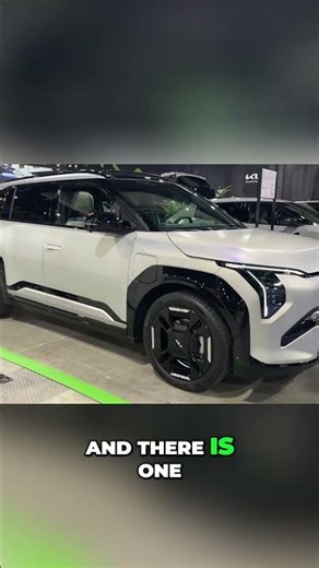 Kia EV3 - 600km Range SHOCKS the Electric Car Market!
