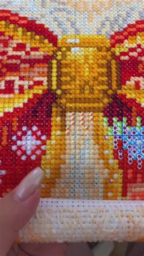 Creative Cross Stitch Ideas for Embroidered Clothing