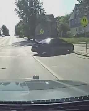 Armed Suspect Leads Wild Police Chase #policechase