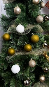 255K views · 819 reactions | Christmas Balloon Baubles | Magic Hands Creations | Facebook