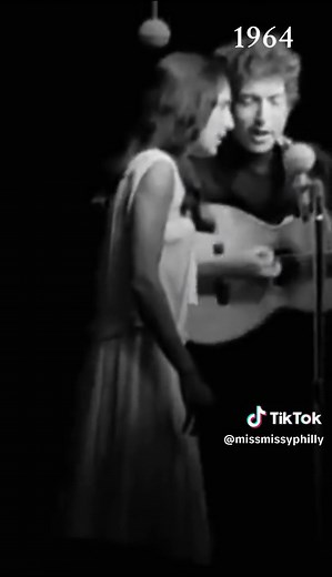 Bob Dylan & Joan Baez - It Ain't Me Babe (Live 1964)#bobdylan #joanbaez #itaintmebabe #fyp #foryou #60smusic #60ssong #duet #folkmusic #singersongwriter #folksong #legend #musicvideo #memories #oldies