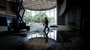 A hard hat tour of Memphis basketball's new state-of-the-art practice facility