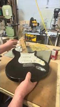 Strat Buzzing? Remove These First 🔧