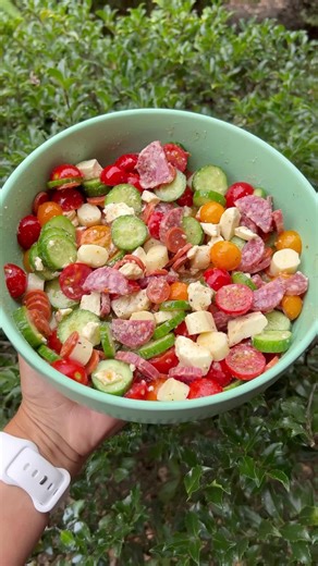 1M views · 10K reactions | Pasta-less Salad (recipe in comments) #lowcarb #keto #recipes #reels #cooking #video #delicious #salad #pastasalad #lunch #kristysketolifestyle | Kristyslifestyle | Facebook