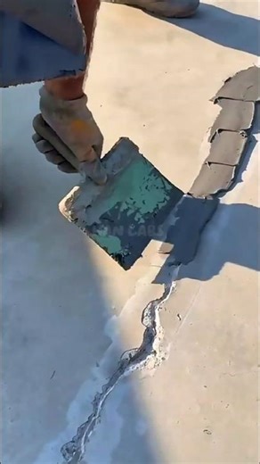 Professional workers perfectly patch concrete cracks.#shorts #construction #satisfying #shortvideo