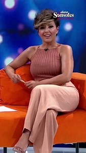 Así es como Bertín Osborne ha zanjado el tema de su futuro como padre en #YAS : 👉 "No somos irresponsables, ni ella ni yo". 👉 "Simplemente ha ocurrido". 👉 "Si fuera por falta de responsabilidad, yo no estaría aquí". Más detalles aquí ▶️ https://www.antena3.com/programas/y-ahora-sonsoles/fabiola-martinez-paternidad-bertin-osborne_2023071264aed7fbf78688000140863f.html | Y ahora Sonsoles