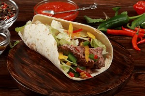 Soft Shell Taco vs Burrito - What's the Difference? - The Kitchen Journal