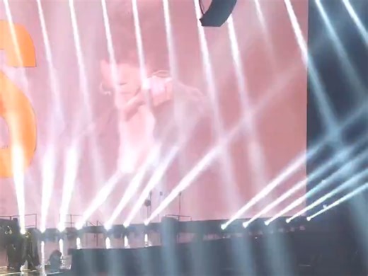 250822 艺声SS10演唱会平地拔高音的Say less震撼D5长音直拍[艺声/金钟云[Super junior]