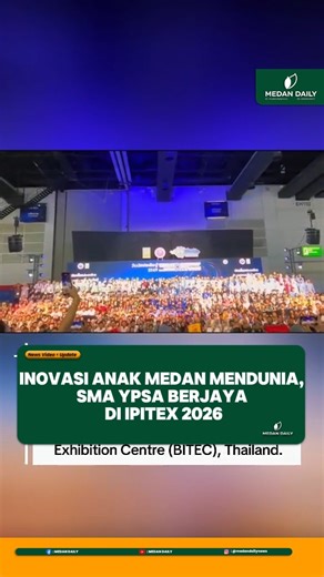 MEDAN DAILY on Instagram: "Prestasi membanggakan kembali ditorehkan siswa-siswi SMA YPSA. Tim Trackwise berhasil meraih medali Perak dalam ajang Bangkok International Intellectual Property, Invention, Innovation and Technology Exposition (IPITEX) 2026 yang berlangsung pada 5–9 Januari 2026 di Bangkok International Trade & Exhibition Centre (BITEC), Thailand. Kepulangan para siswa berprestasi ini disambut hangat oleh Kepala SMA YPSA, Dahliana, bersama orang tua dan keluarga di Bandara Internasion