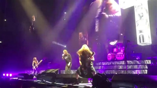 88K views · 3.1K reactions | Ozzy Osbourne with Zakk Wylde. No More Tears. Live in Saint Petersburg 03.06.2018 credit to the owner #AmantiDelRock | Amanti Del Rock | Facebook