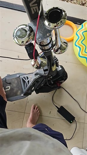 #truckhorn #foryoupage #ridewithboys #funride #fyp #electrician #popular #2025 #chill #fun