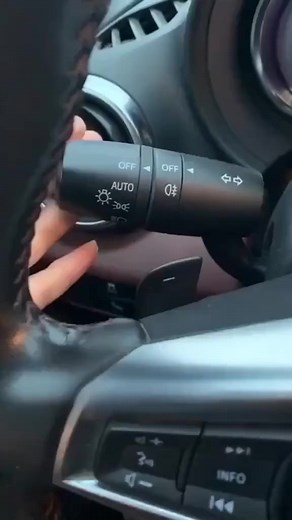 Do you know what the various lights on the car mean? #cars #automotive #driving #drivingskills #drivingtips #drivinglessons #fbreels #fbreelsvideo #fyp #foryou #cargadgets | Aesthetic Vibes | Facebook