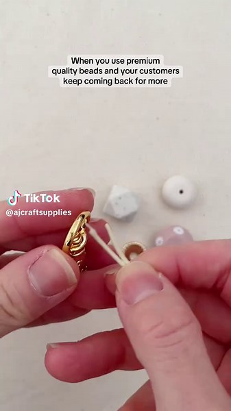 Spring Crafting with Silicone Beads: Keychain Tutorial