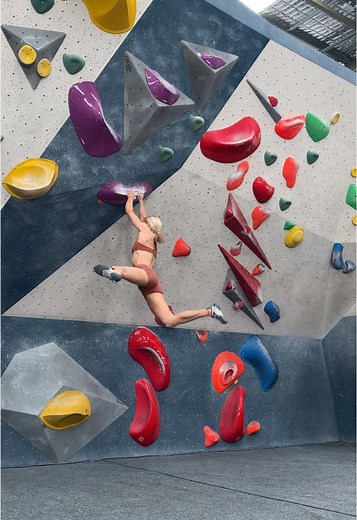 Mastering Wall Running Techniques for Parkour Enthusiasts