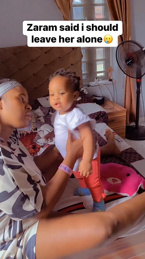 124K views · 5.8K reactions | Because i told her lets make video and she told me to leave her alone藍沈 | Escobar.family042 | Facebook