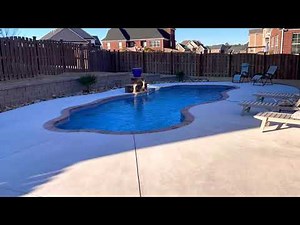 Quick winter time maintenance video of my new Latham Fiberglass pool