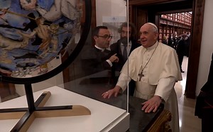 Vatican Library teams up with contemporary artist to launch unique exhibition - Rome Reports