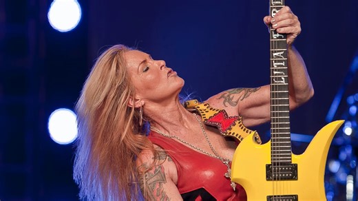 LITA FORD Looks Back On Writing "Close My Eyes Forever" With OZZY OSBOURNE, Reveals Inspiration Behind The Song (Video)