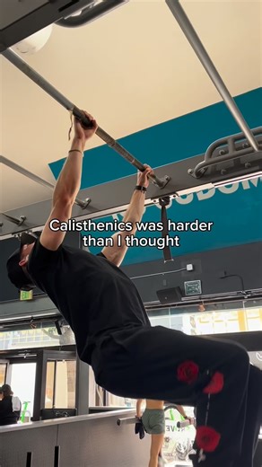 Austin Cole on Instagram: "Against all odds, I unlocked front lever in 29 days. Full transparency, I had 6 years of weightlifting under my belt. 2 years of weighted pull-ups. But I didn’t know what calisthenics was back then. I didn’t know what a front lever was. It wasn’t until I learned the right activations that I unlocked it. I believe front lever to be one of the skills former weightlifters have the biggest advantage on. Most young calisthenics athelete don’t have the strength for it. That’