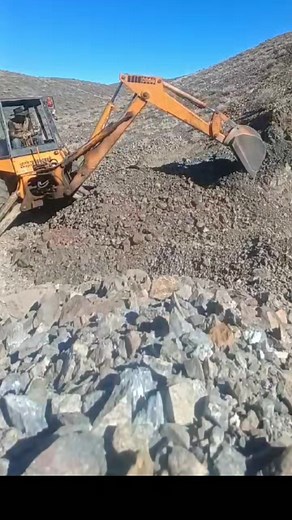 71 reactions · 16 comments | Chasing leads 鸞 #nevada #turquoise #mining #leifdigsit #ottesonbrothersturquoise | Leif Helgeson | Facebook