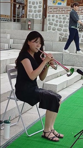 맑은 트럼펫 연주 . 10월의 어느 멋진 날에Serenade To Spring - 연주자 정현지 #kpop