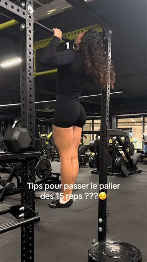 PR à 13 reps depuis 1 an 🤡 #gymtok #pullups #progression