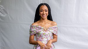 Walking Dead alum, Sonequa Martin-Green's new movie My Dead Friend Zoe premieres Feb. 28