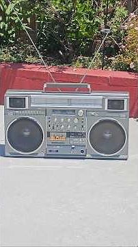JVC-M90 doing M90 things #shakedown #jvc #m90 #jvcm90 #80smusic