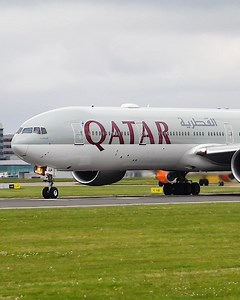 Today's 777 departure with engine fluff and a LOUD departure! From today's show from Manchester Airport | Airliners Live