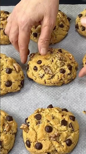 Crumbl cookies