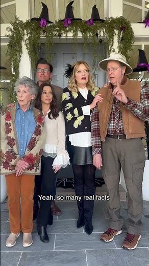 The cast of Haul Out the Holly announces Haul Out the Halloween