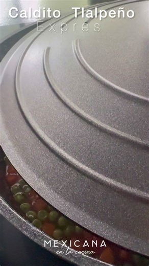 Receta de caldo tlalpeño